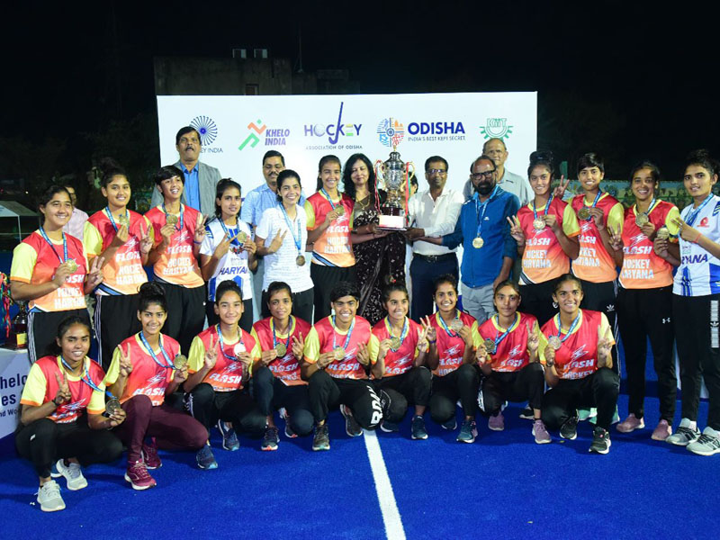 खेलो इंडिया यूथ गेम्स में बेहतरीन प्रदर्शन के लिए खेल मंत्री ने खिलाड़ियों को दी बधाई #kheloindiayouthgames #youthgames2025 #haryana #हरियाणा
