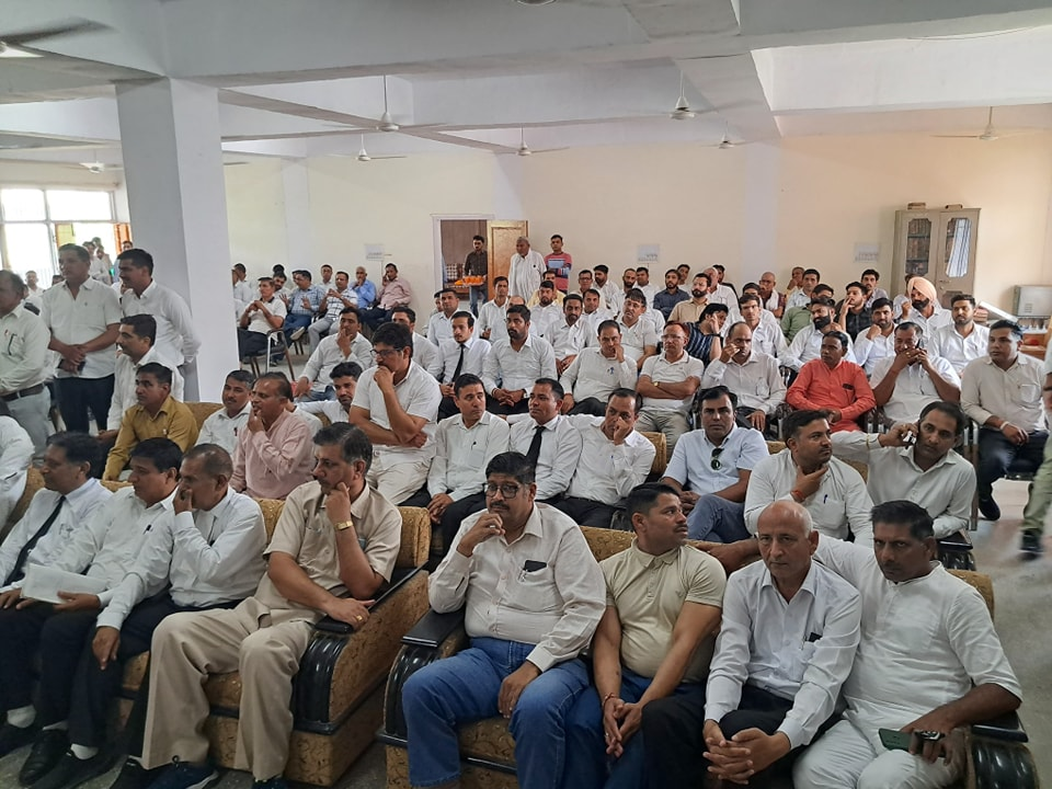अति आधुनिक सुविधाओं से लैस होगा नरवाना बार एसोसिएशन #elibrary #NarwanaCourt #BarAssociationNarwana #KrishanBedi