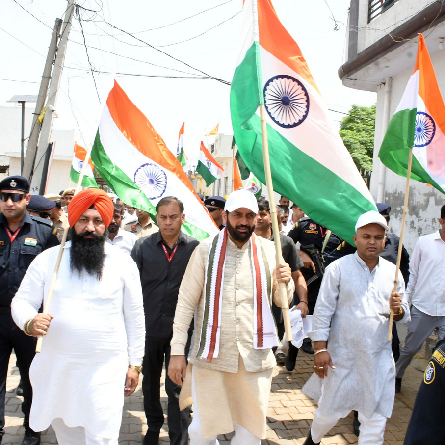 देश के बहादुर सैनिकों ने साहस, निष्ठा और अनुशासन के साथ 'ऑपरेशन सिंदूर' को दिया अंजाम: मुख्यमंत्री #operationsindoor #sainiko #army #indianarmy