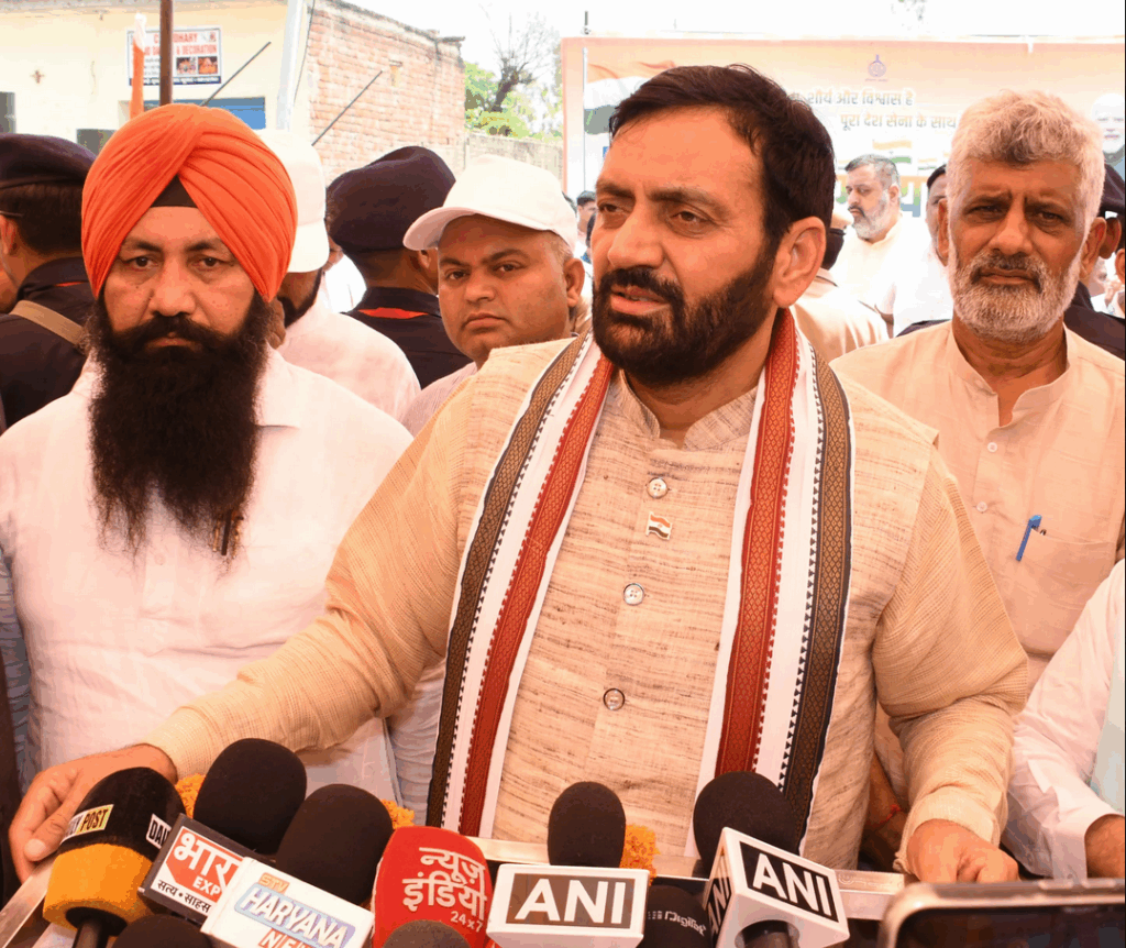 देश के बहादुर सैनिकों ने साहस, निष्ठा और अनुशासन के साथ 'ऑपरेशन सिंदूर' को दिया अंजाम: मुख्यमंत्री #operationsindoor #sainiko #army #indianarmy