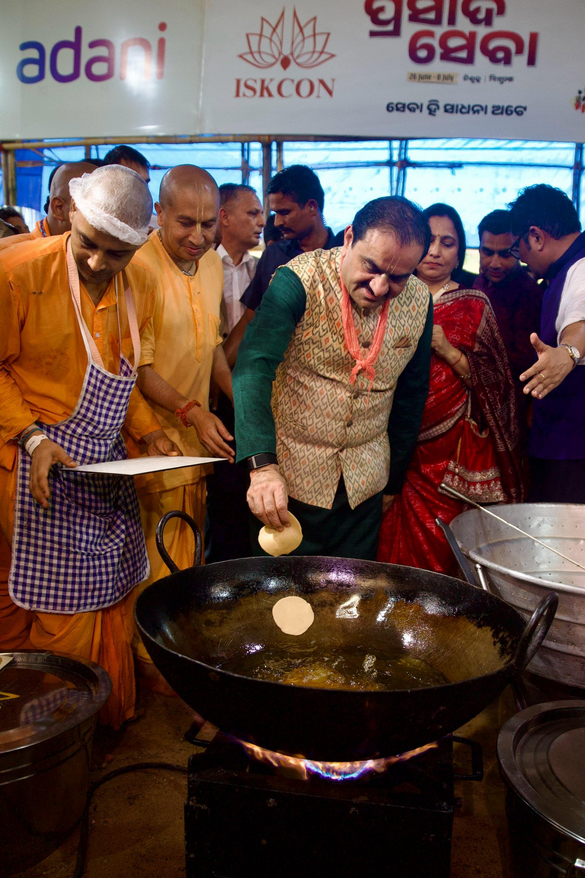 Gautam Adani Jagannath Puri
