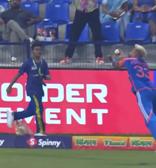 Hardik Pandya बने ‘इम्पैक्ट प्लेयर’, एशिया कप 2025: मेडल सौंपा टीम इंडिया के ट्रेनिंग असिस्टेंट को #HardikPandya #SuryakumarYadav #PakistanCricket #IndiaVsPakistan #AsiaCup #HardikPandya #IndiavsPakistan #INDvsPAK #AsiaCup2025