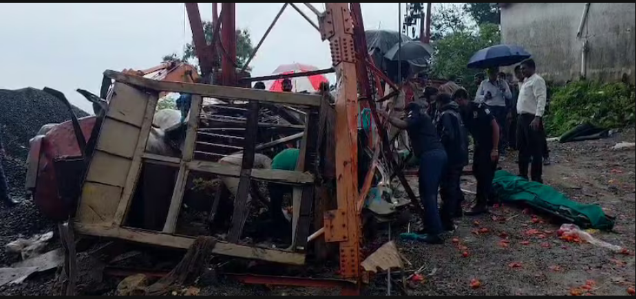 GUJARAT पावागढ़ में बड़ा हादसा